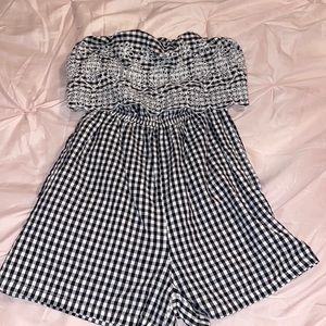 Small B/W romper from Sim and Sam